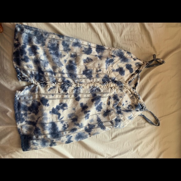 Blue Tie Dye Buttoned Tank Top - Picture 2 of 4